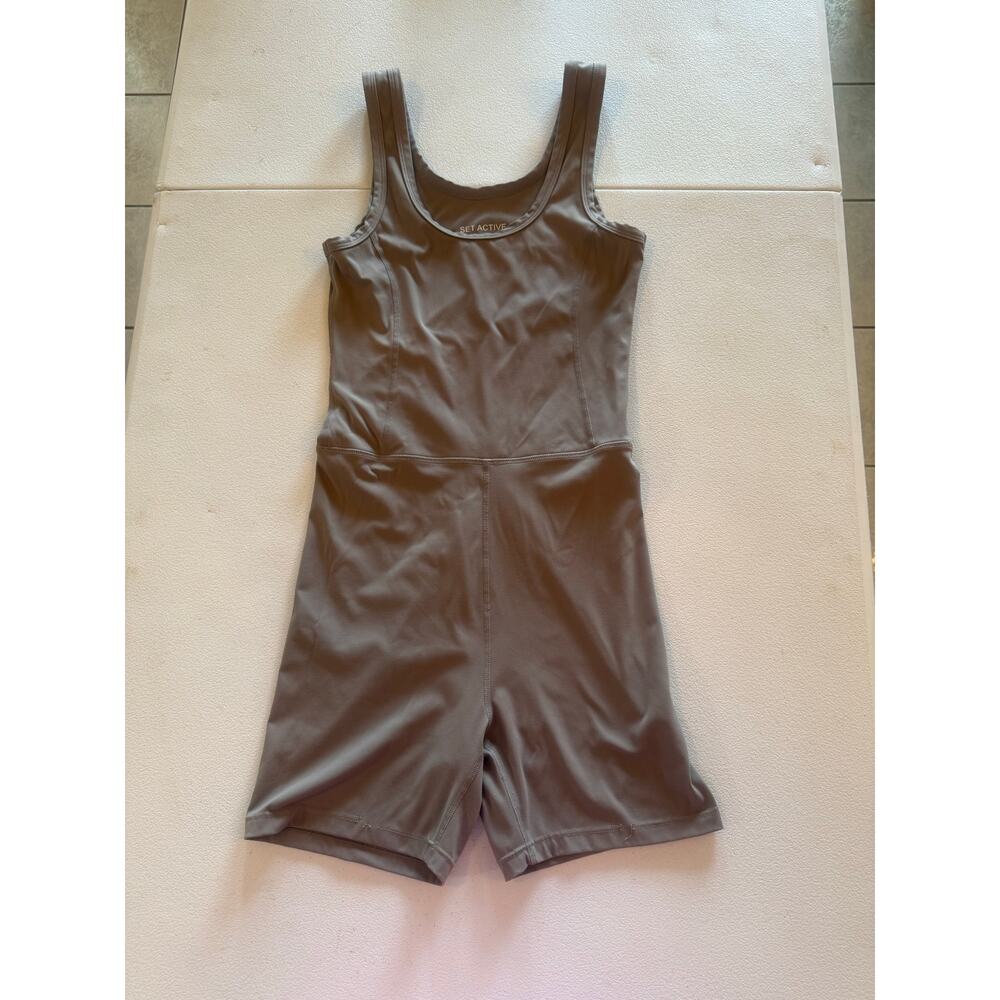 Set Active Sportbody One Piece Unitard Romper with Biker Shorts Sz XL Gray